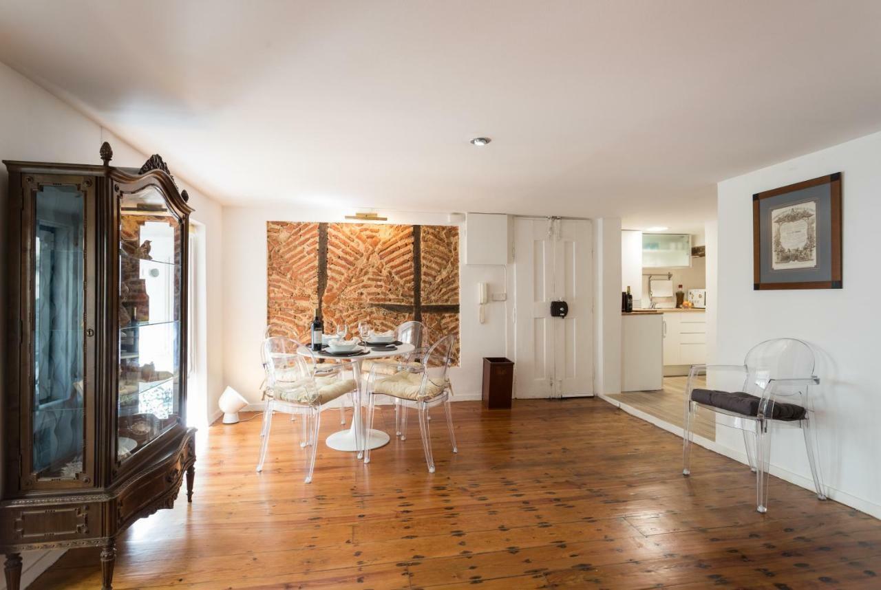 Charming Apartment Travessa Do Alcaide Lissabon Exterior foto