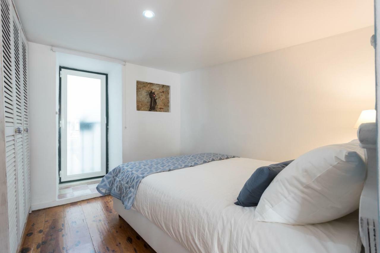 Charming Apartment Travessa Do Alcaide Lissabon Exterior foto